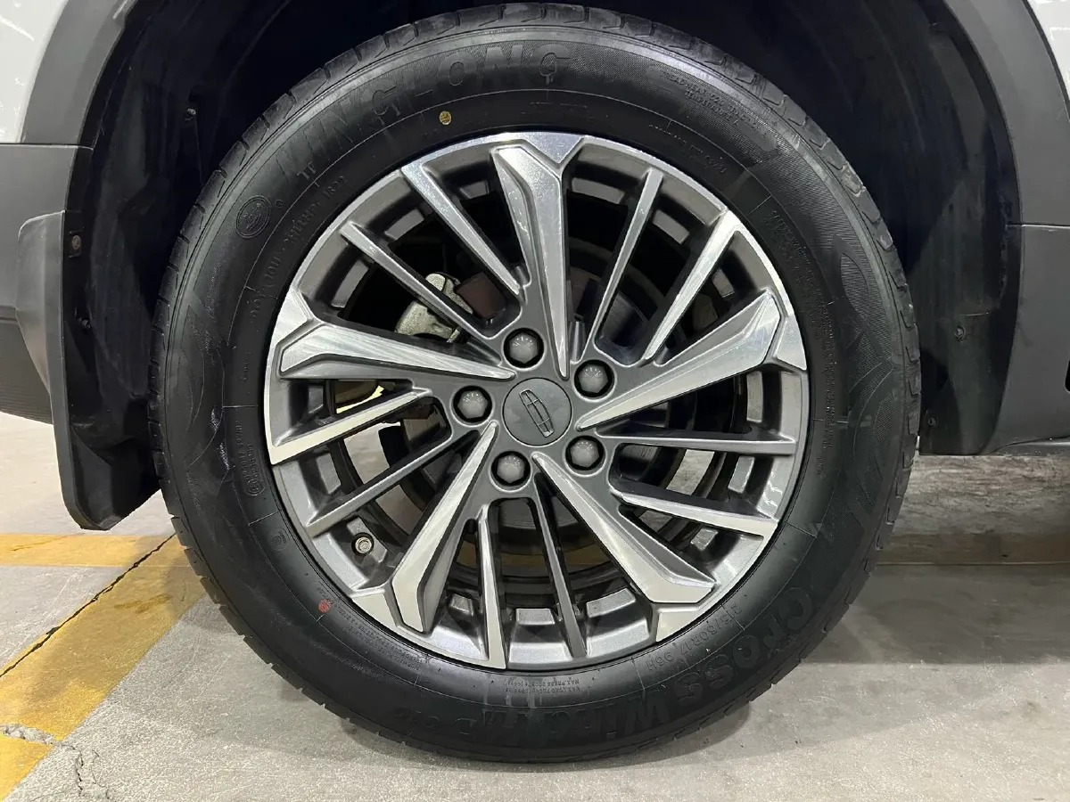 2021 Geely Coolray 1.4T 141HP L4 6MT,autocango,china used car exporter,china ev exporter,chinese used car exporter,chinese used ev exporter