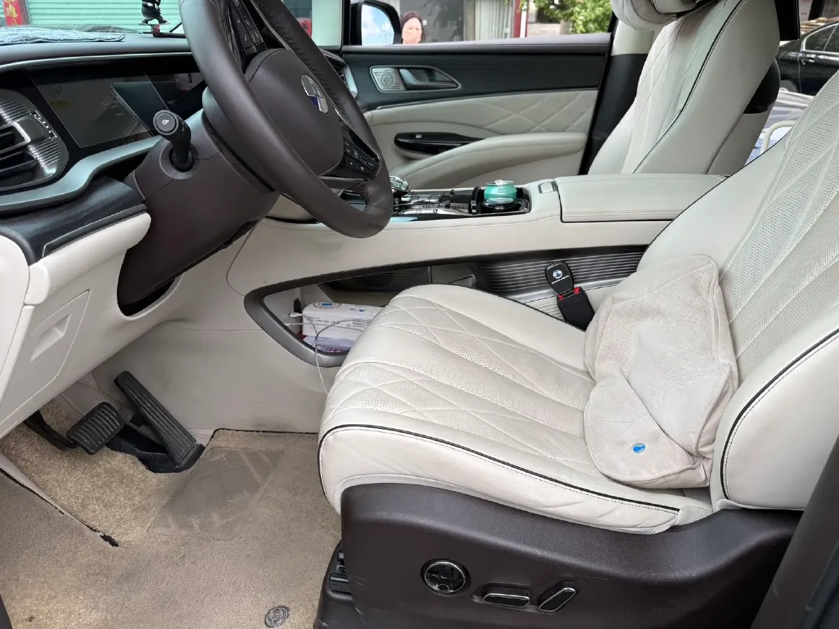 2024 Denza D9 1.5T 139HP L4 E-CVT PHEV 40KWH,autocango,china used car exporter,china ev exporter,chinese used car exporter,chinese used ev exporter