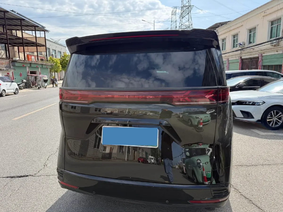 2024 Denza D9 1.5T 139HP L4 E-CVT PHEV 40KWH,autocango,china used car exporter,china ev exporter,chinese used car exporter,chinese used ev exporter