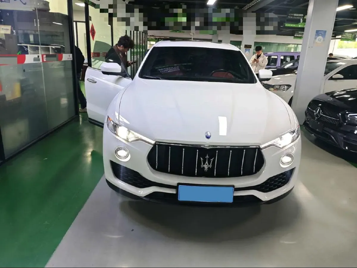2021 Maserati Levante 3.0T 350HP V6 8AT,autocango,china used car exporter,china ev exporter,chinese used car exporter,chinese used ev exporter