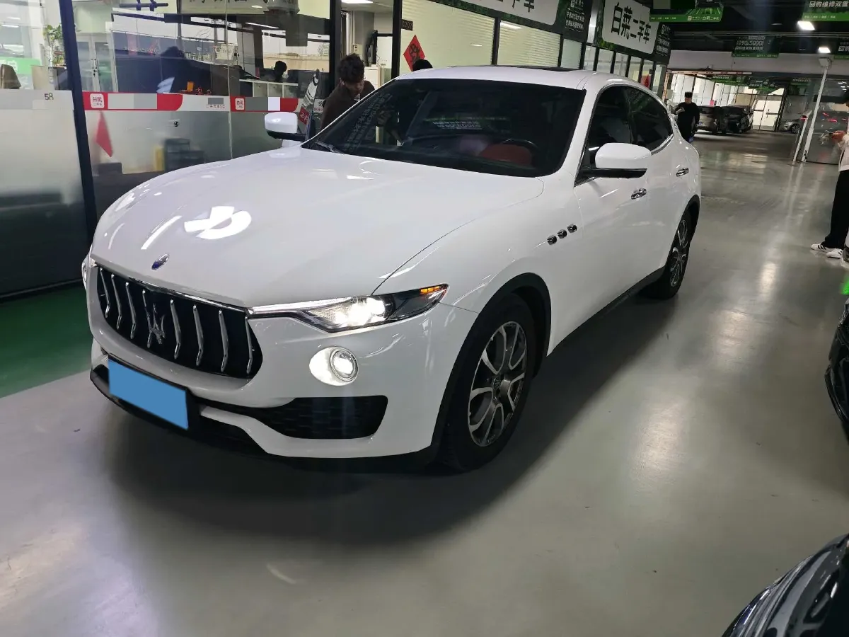 2021 Maserati Levante 3.0T 350HP V6 8AT,autocango,china used car exporter,china ev exporter,chinese used car exporter,chinese used ev exporter