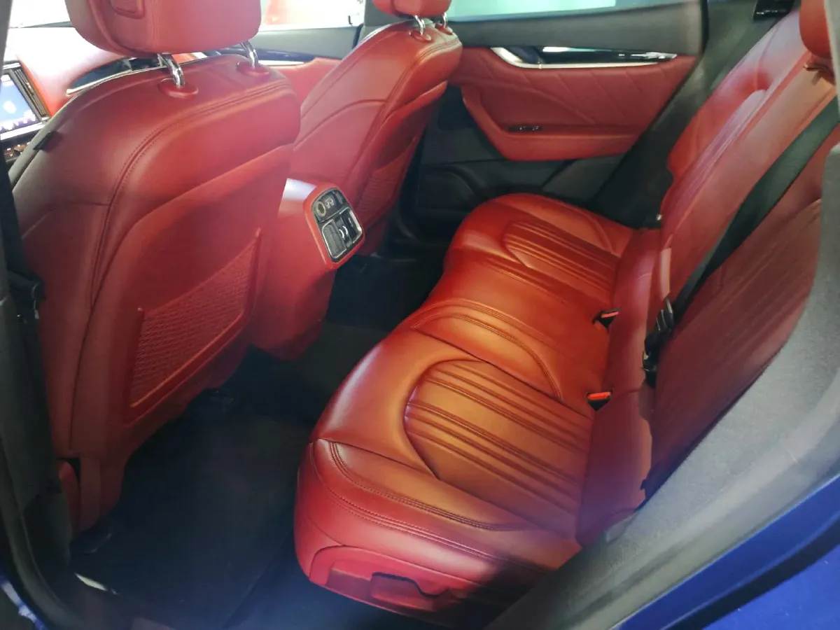 2021 Maserati Levante 3.0T 350HP V6 8AT,autocango,china used car exporter,china ev exporter,chinese used car exporter,chinese used ev exporter