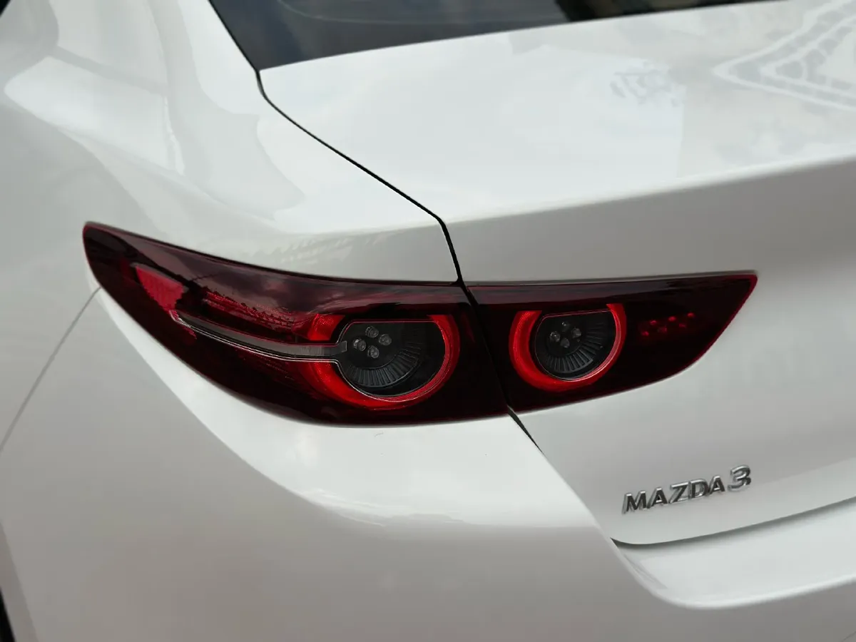 2022 Mazda 3 Axela 2.0L 158HP L4 6AT,autocango,china used car exporter,china ev exporter,chinese used car exporter,chinese used ev exporter