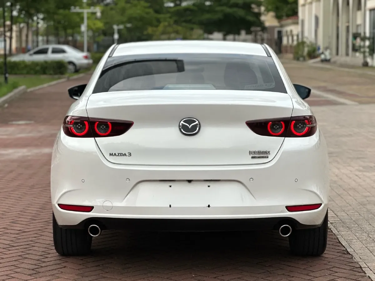 2022 Mazda 3 Axela 2.0L 158HP L4 6AT,autocango,china used car exporter,china ev exporter,chinese used car exporter,chinese used ev exporter