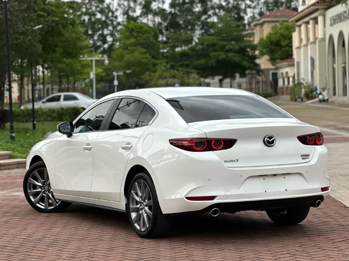 2022 Mazda 3 Axela 2.0L 158HP L4 6AT,autocango,china used car exporter,china ev exporter,chinese used car exporter,chinese used ev exporter