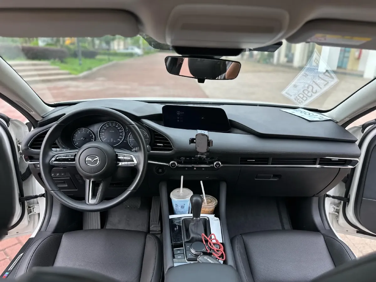 2022 Mazda 3 Axela 2.0L 158HP L4 6AT,autocango,china used car exporter,china ev exporter,chinese used car exporter,chinese used ev exporter