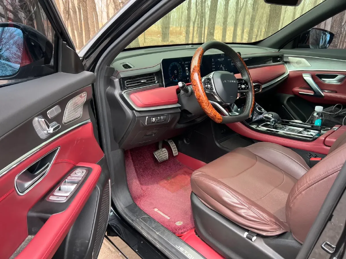 2021 Jetour X70 Plus 1.6T 197HP L4 7DCT,autocango,china used car exporter,china ev exporter,chinese used car exporter,chinese used ev exporter