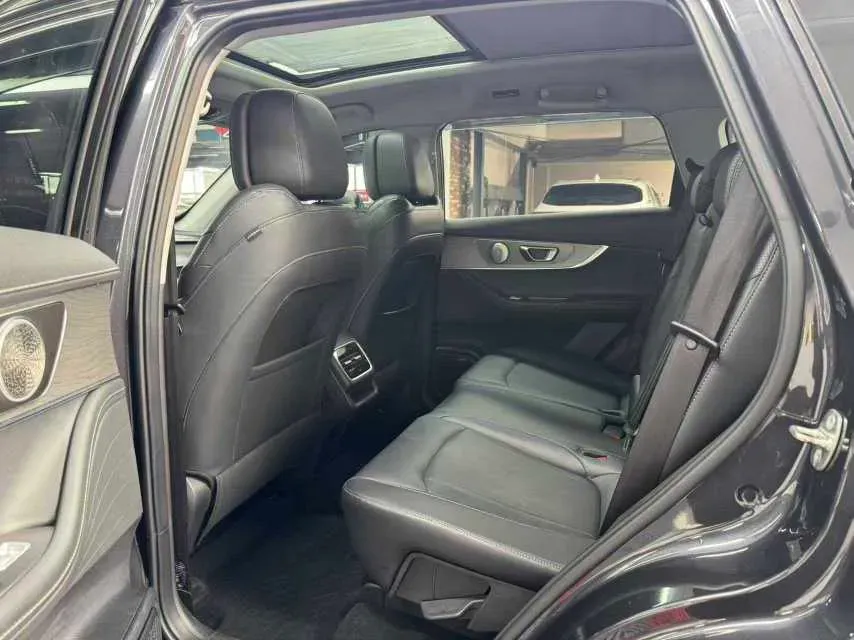 2024 Chery Tiggo8L 2.0T 254HP L4 8AT,autocango,china used car exporter,china ev exporter,chinese used car exporter,chinese used ev exporter