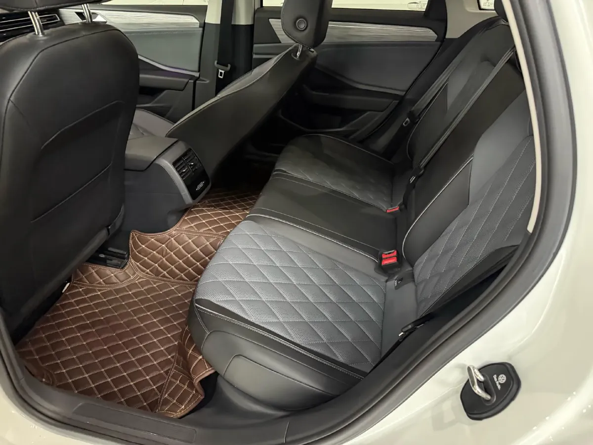 2023 Volkswagen Sagitar 1.5T 160HP L4 7DCT,autocango,china used car exporter,china ev exporter,chinese used car exporter,chinese used ev exporter