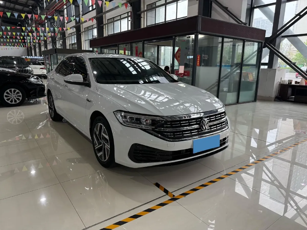 2023 Volkswagen Sagitar 1.5T 160HP L4 7DCT,autocango,china used car exporter,china ev exporter,chinese used car exporter,chinese used ev exporter