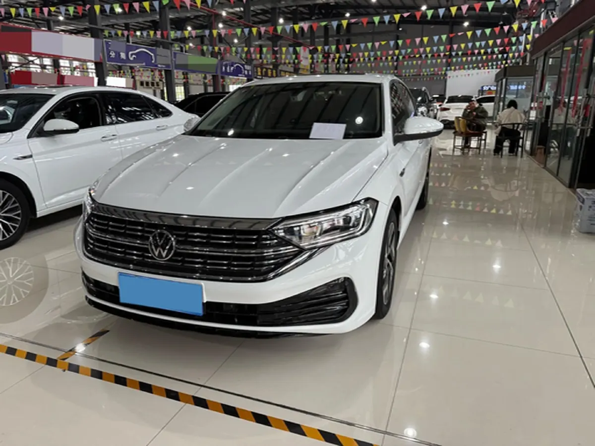 2023 Volkswagen Sagitar 1.5T 160HP L4 7DCT,autocango,china used car exporter,china ev exporter,chinese used car exporter,chinese used ev exporter