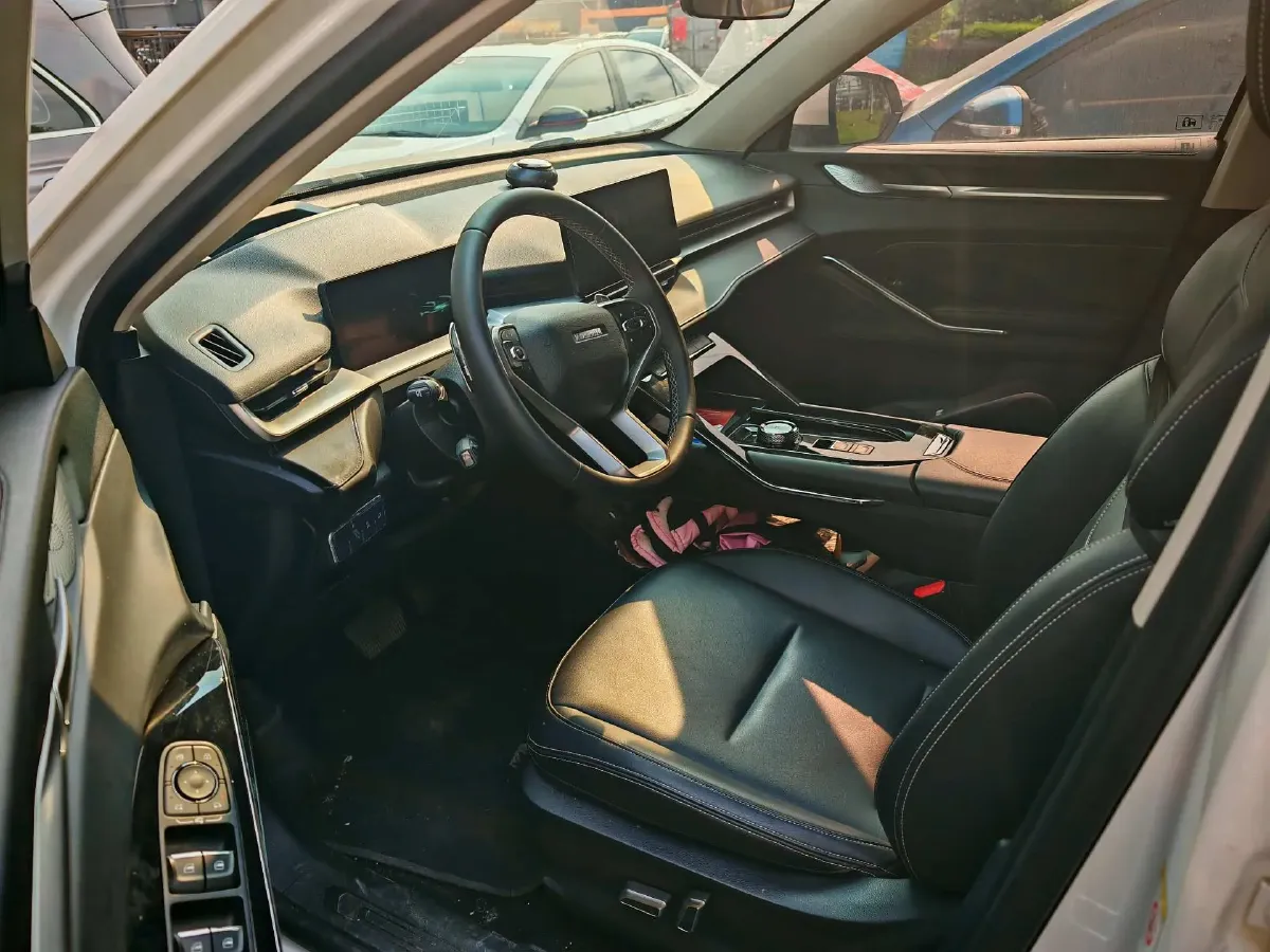 2021 Haval H6 1.5T 169HP L4 7DCT,autocango,china used car exporter,china ev exporter,chinese used car exporter,chinese used ev exporter