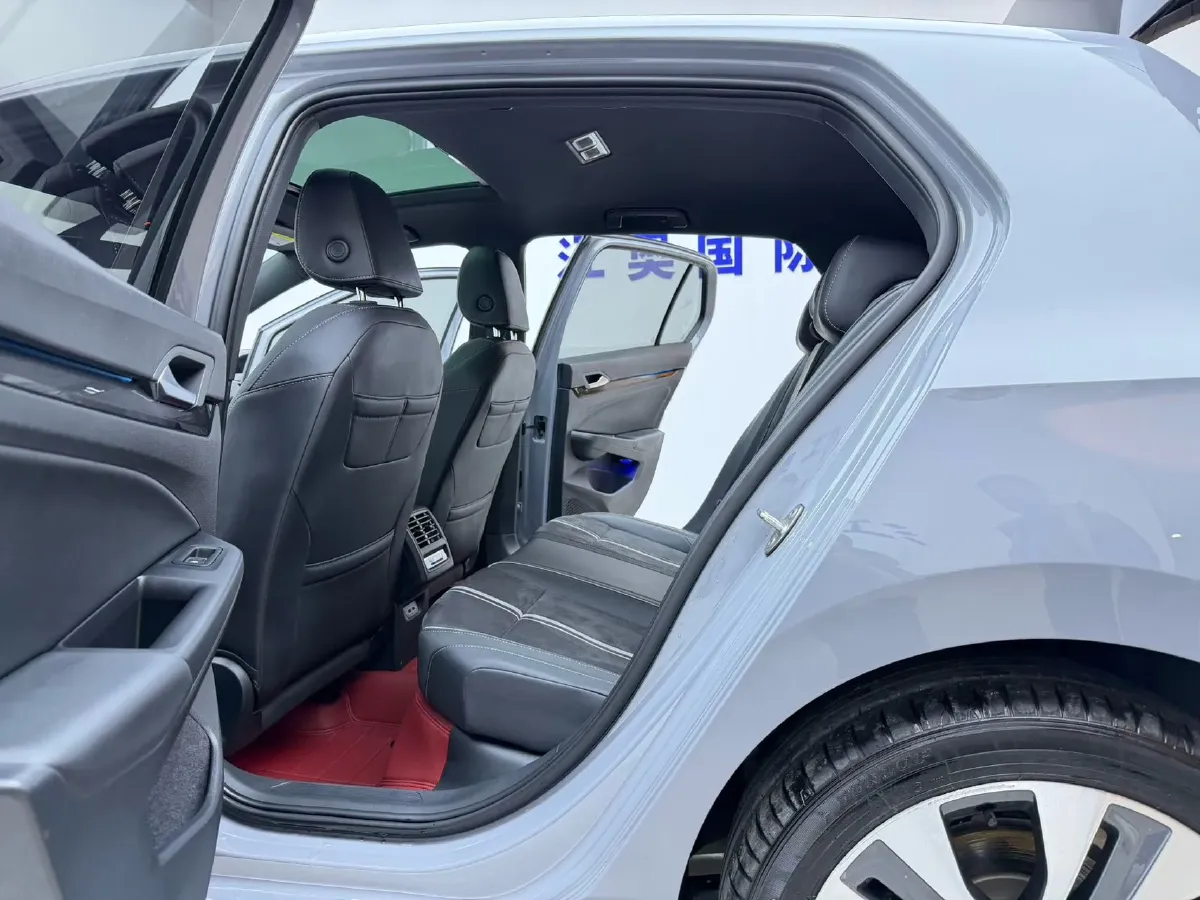 2023 Volkswagen Golf 1.4T 150HP L4 7DCT,autocango,china used car exporter,china ev exporter,chinese used car exporter,chinese used ev exporter