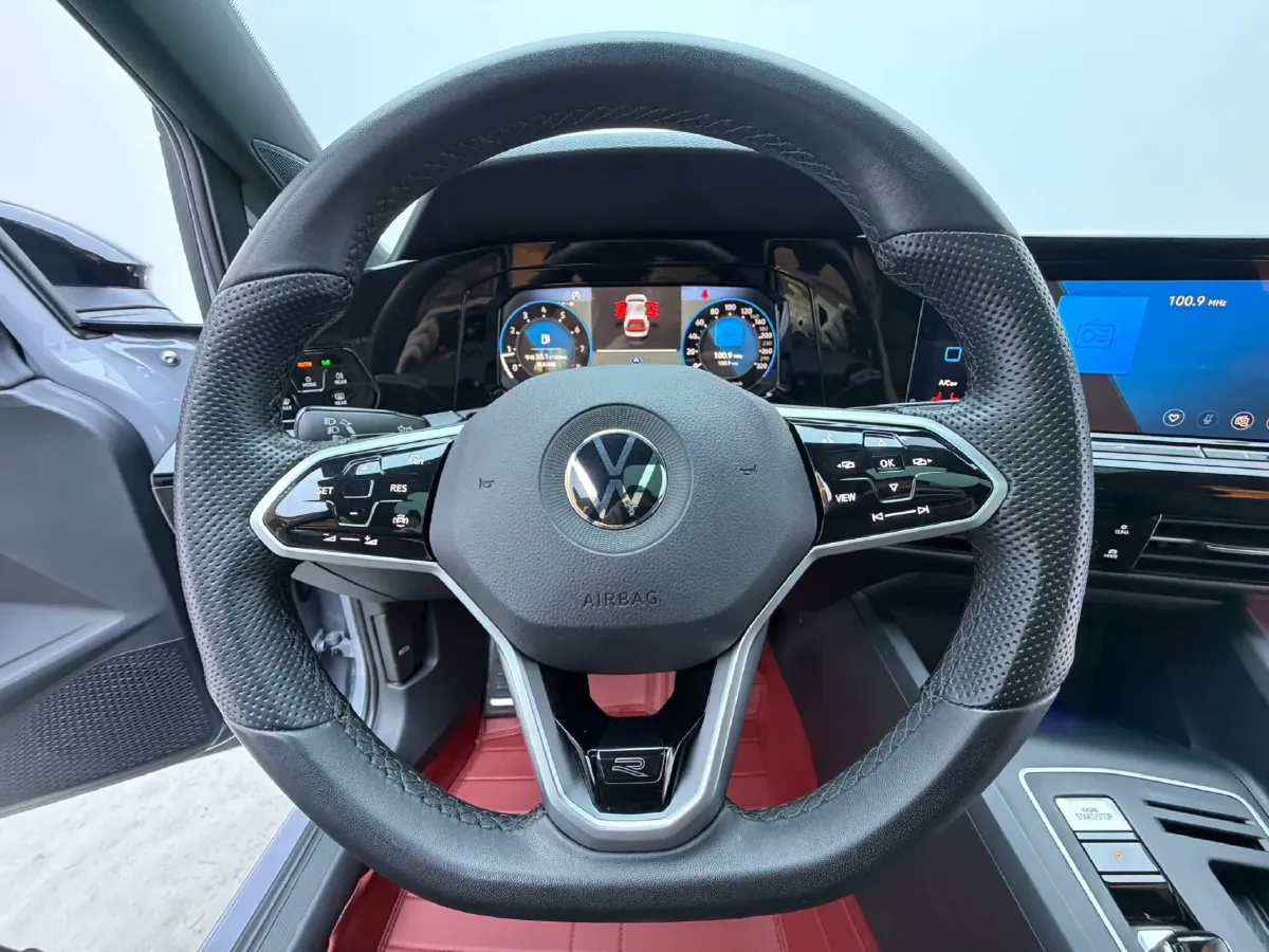2023 Volkswagen Golf 1.4T 150HP L4 7DCT,autocango,china used car exporter,china ev exporter,chinese used car exporter,chinese used ev exporter