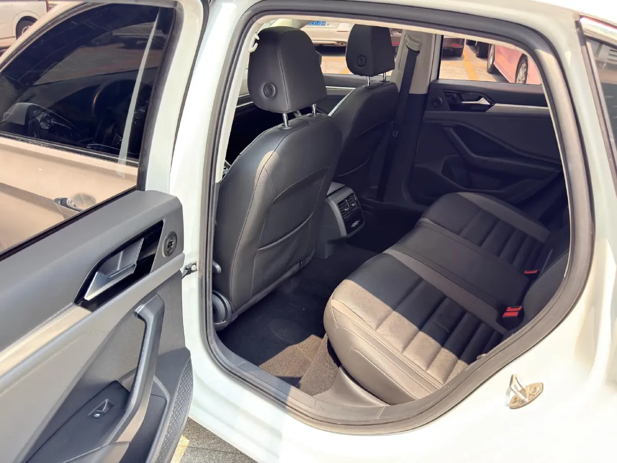 2021 Volkswagen Sagitar 1.2T 116HP L4 7DCT,autocango,china used car exporter,china ev exporter,chinese used car exporter,chinese used ev exporter