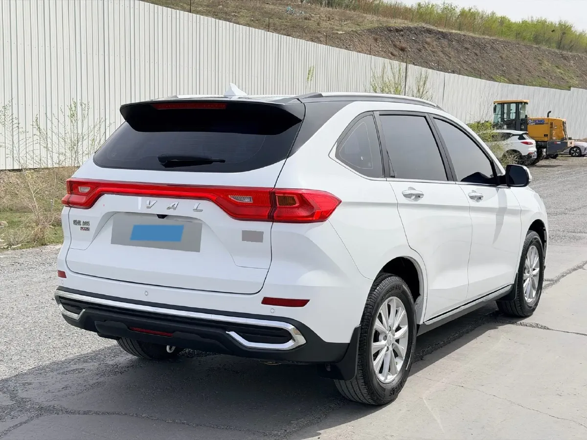 2021 Haval M6 1.5T 150HP L4 7DCT,autocango,china used car exporter,china ev exporter,chinese used car exporter,chinese used ev exporter