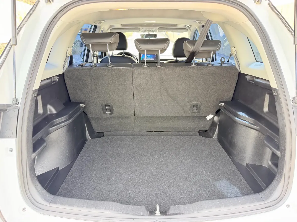 2021 Haval M6 1.5T 150HP L4 7DCT,autocango,china used car exporter,china ev exporter,chinese used car exporter,chinese used ev exporter