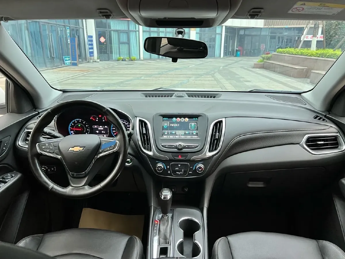 2019 Chevrolet Equinox 1.5T 169HP L4 6AT,autocango,china used car exporter,china ev exporter,chinese used car exporter,chinese used ev exporter