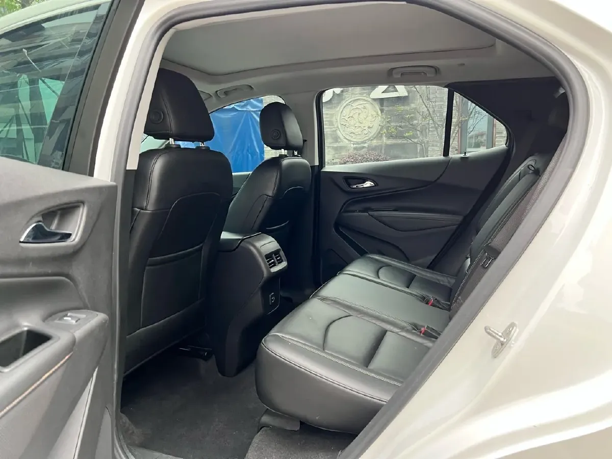 2019 Chevrolet Equinox 1.5T 169HP L4 6AT,autocango,china used car exporter,china ev exporter,chinese used car exporter,chinese used ev exporter