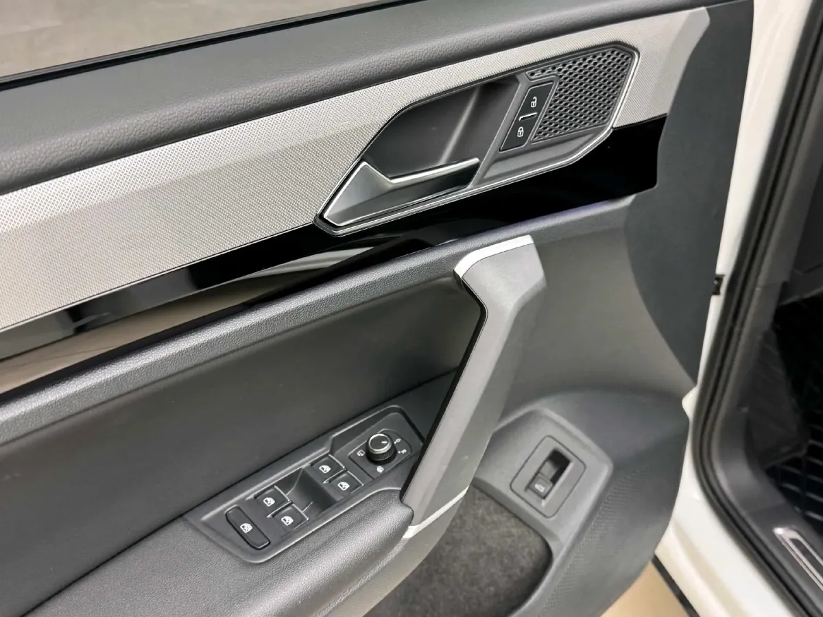 2022 Volkswagen Tayron 1.4T 150HP L4 7DCT,autocango,china used car exporter,china ev exporter,chinese used car exporter,chinese used ev exporter