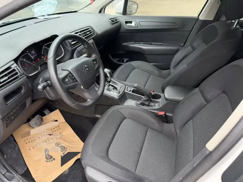 2018 Citroen C4 C-Quatre 1.6L 117HP L4 6AT,autocango,china used car exporter,china ev exporter,chinese used car exporter,chinese used ev exporter