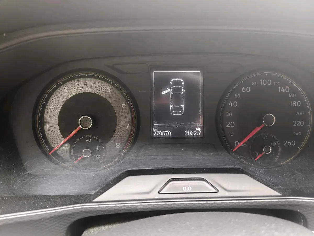 2019 Volkswagen T-Cross 1.5L 113HP L4 6AT,autocango,china used car exporter,china ev exporter,chinese used car exporter,chinese used ev exporter