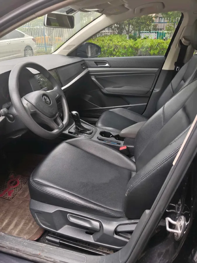 2019 Volkswagen T-Cross 1.5L 113HP L4 6AT,autocango,china used car exporter,china ev exporter,chinese used car exporter,chinese used ev exporter