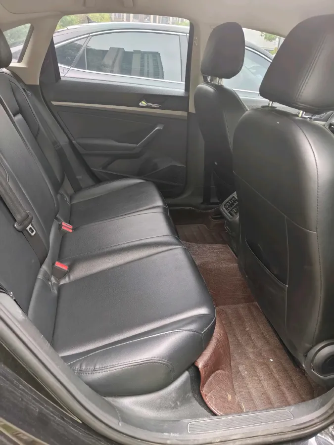 2019 Volkswagen T-Cross 1.5L 113HP L4 6AT,autocango,china used car exporter,china ev exporter,chinese used car exporter,chinese used ev exporter