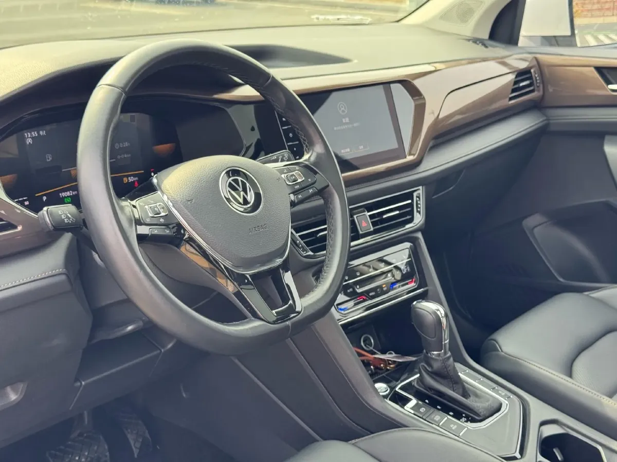 2022 Volkswagen Tharu 1.4T 150HP L4 7DCT,autocango,china used car exporter,china ev exporter,chinese used car exporter,chinese used ev exporter