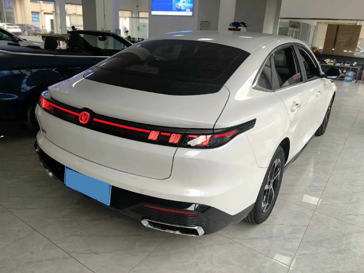 2026 ChangAn Eado 1.5T 192HP L4 7DCT,autocango,china used car exporter,china ev exporter,chinese used car exporter,chinese used ev exporter