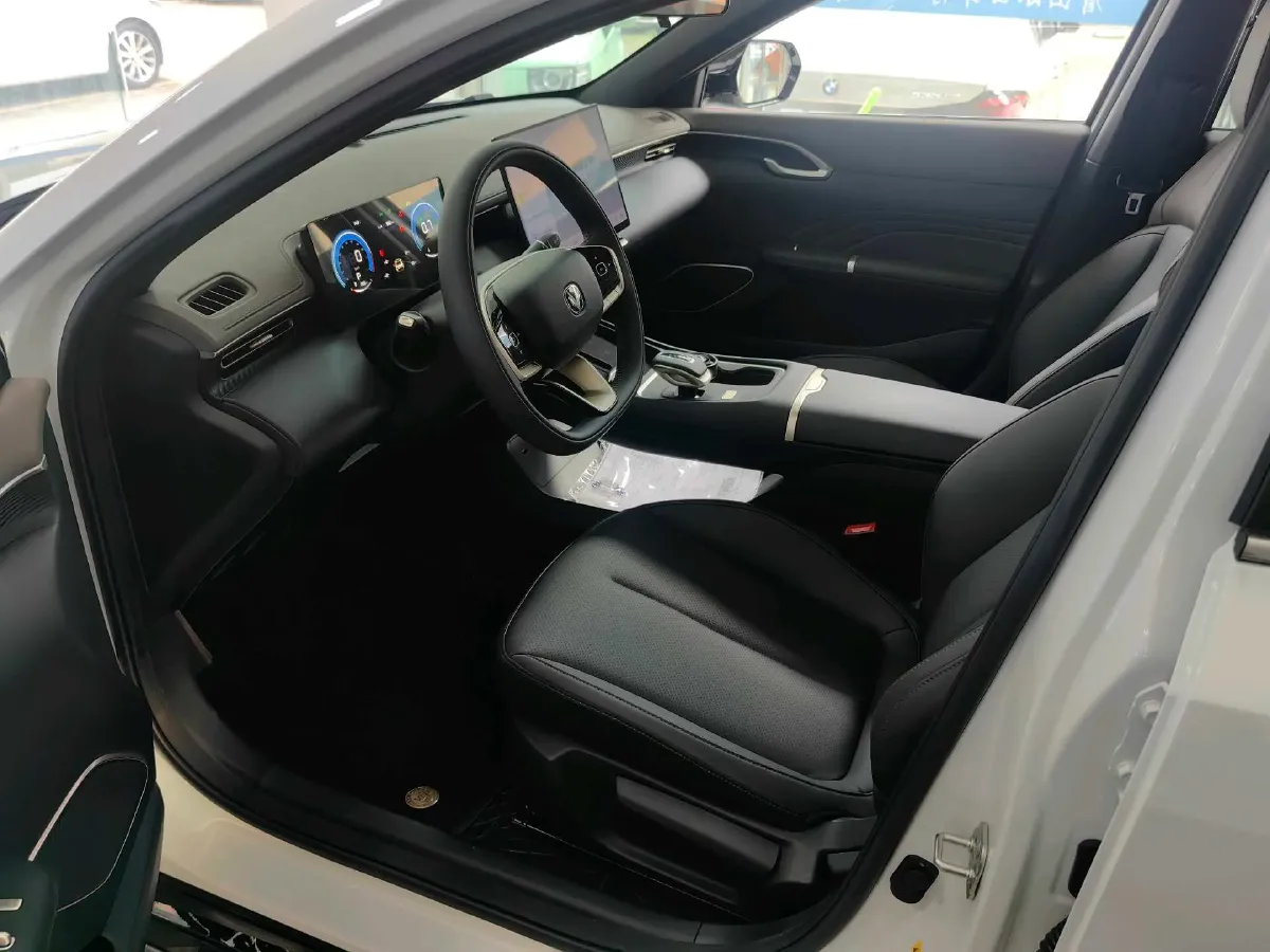 2026 ChangAn Eado 1.5T 192HP L4 7DCT,autocango,china used car exporter,china ev exporter,chinese used car exporter,chinese used ev exporter