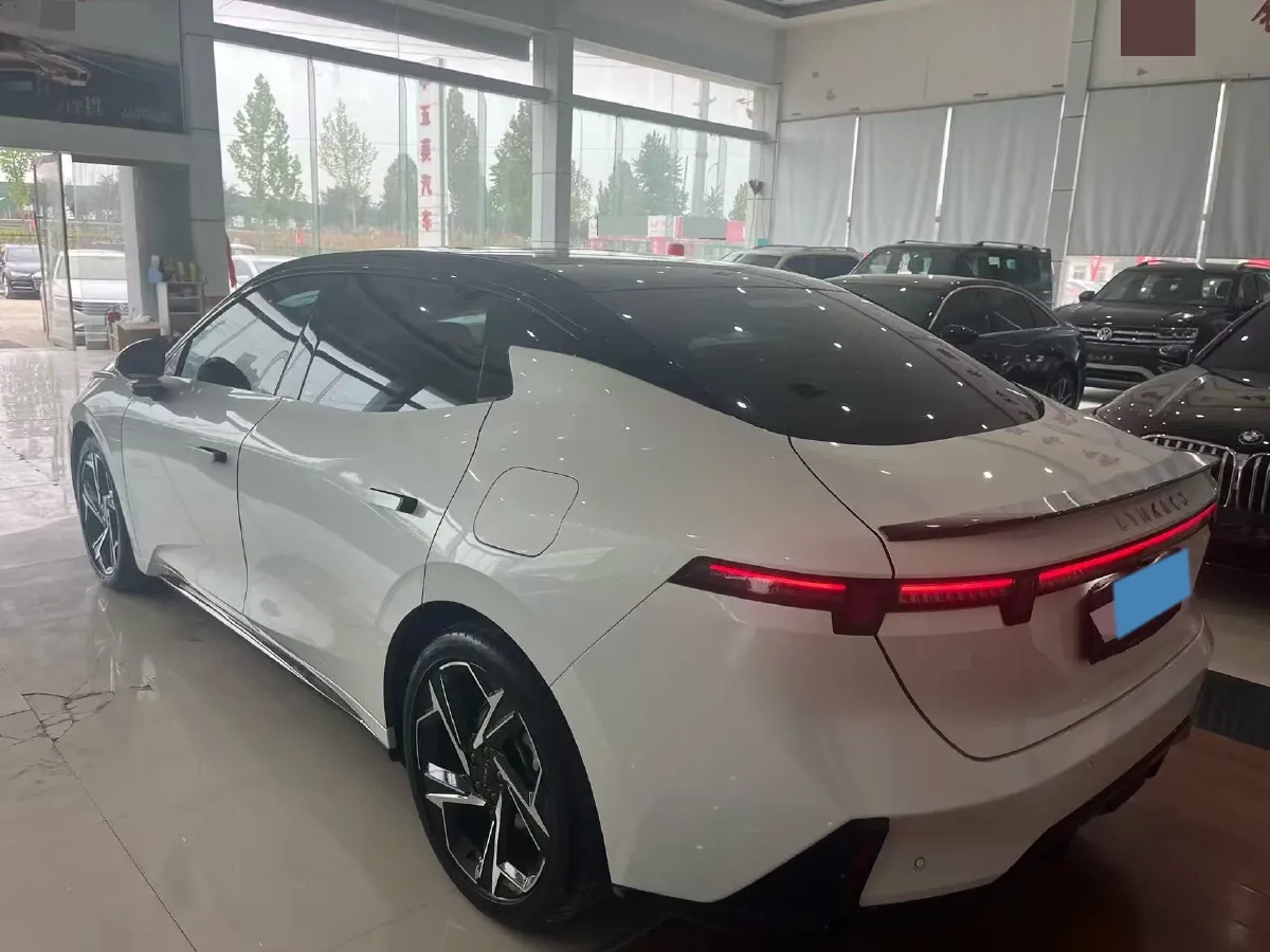 2024 LYNK&CO 07 EM-P 1.5T 163HP L4 3DHT PHEV 18.99KWH,autocango,china used car exporter,china ev exporter,chinese used car exporter,chinese used ev exporter