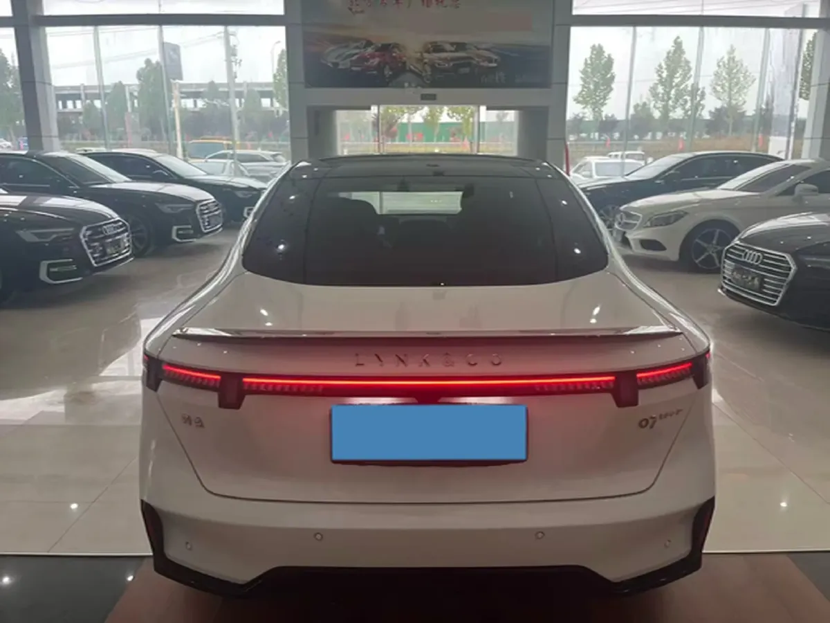 2024 LYNK&CO 07 EM-P 1.5T 163HP L4 3DHT PHEV 18.99KWH,autocango,china used car exporter,china ev exporter,chinese used car exporter,chinese used ev exporter