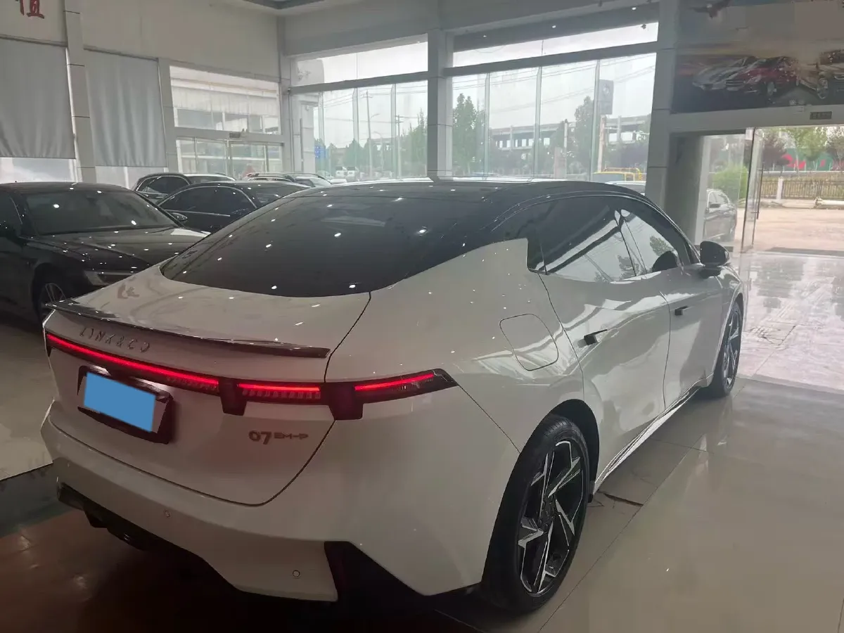 2024 LYNK&CO 07 EM-P 1.5T 163HP L4 3DHT PHEV 18.99KWH,autocango,china used car exporter,china ev exporter,chinese used car exporter,chinese used ev exporter