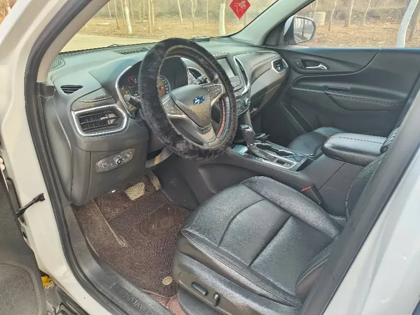 2019 Chevrolet Equinox 1.5T 169HP L4 6AT,autocango,china used car exporter,china ev exporter,chinese used car exporter,chinese used ev exporter