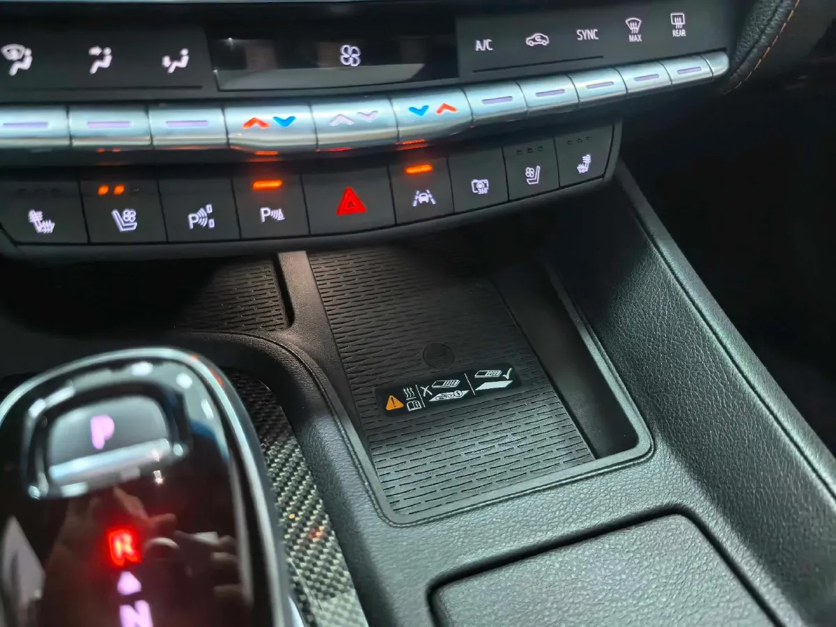 2020 Cadillac CT5 2.0T 241HP L4 10AT,autocango,china used car exporter,china ev exporter,chinese used car exporter,chinese used ev exporter