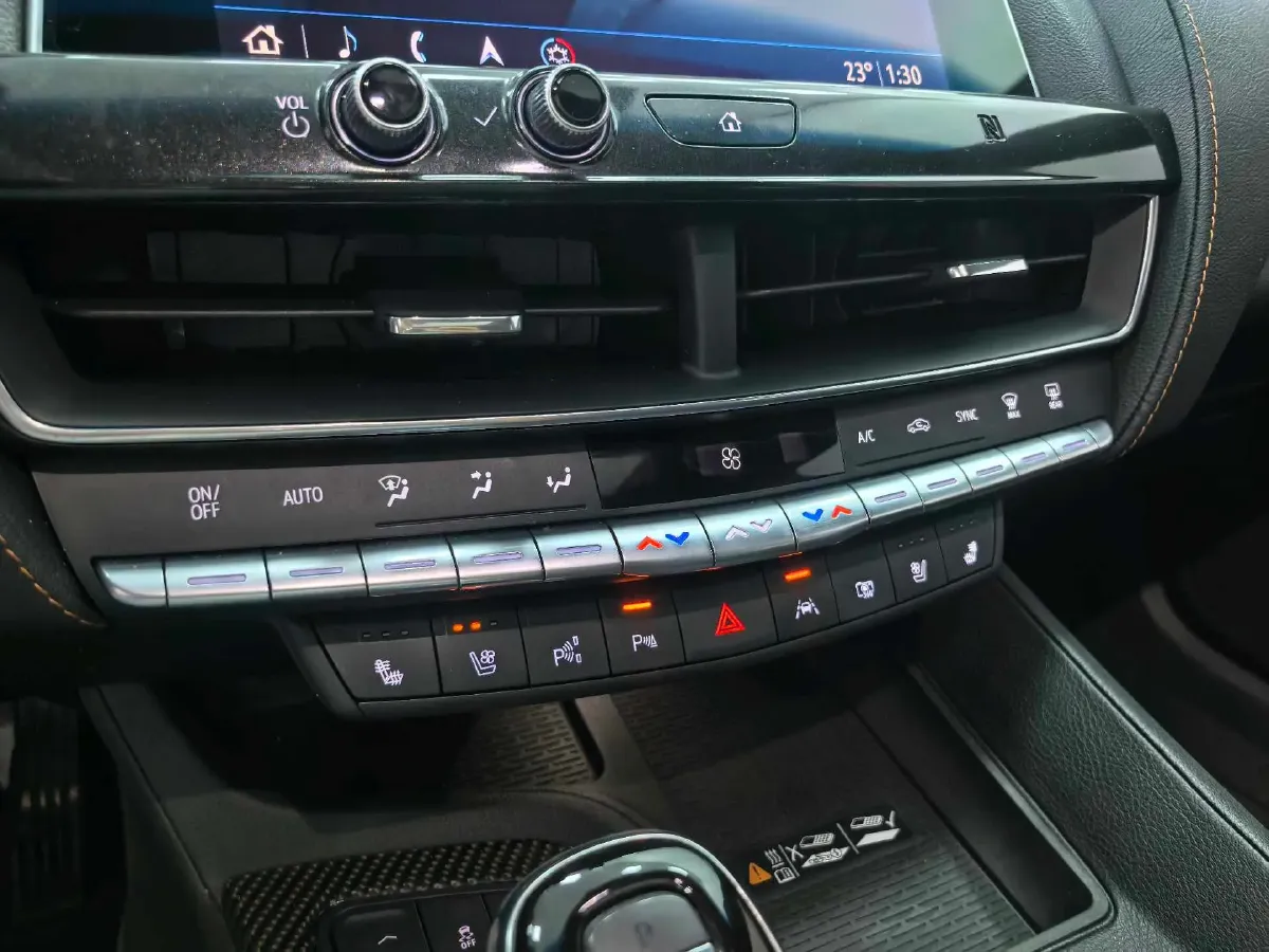 2020 Cadillac CT5 2.0T 241HP L4 10AT,autocango,china used car exporter,china ev exporter,chinese used car exporter,chinese used ev exporter