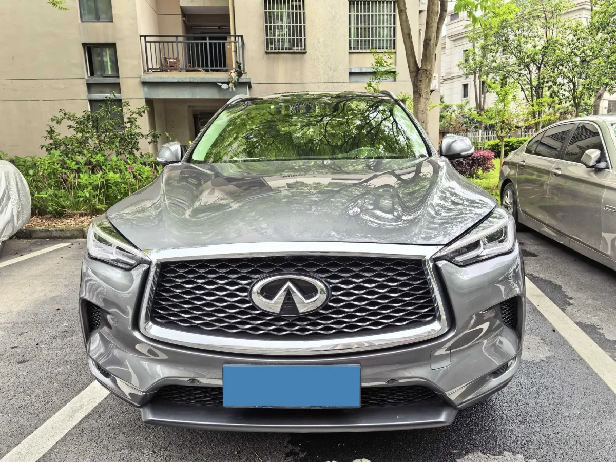 2020 Infiniti QX50 2.0T 272HP L4 CVT,autocango,china used car exporter,china ev exporter,chinese used car exporter,chinese used ev exporter
