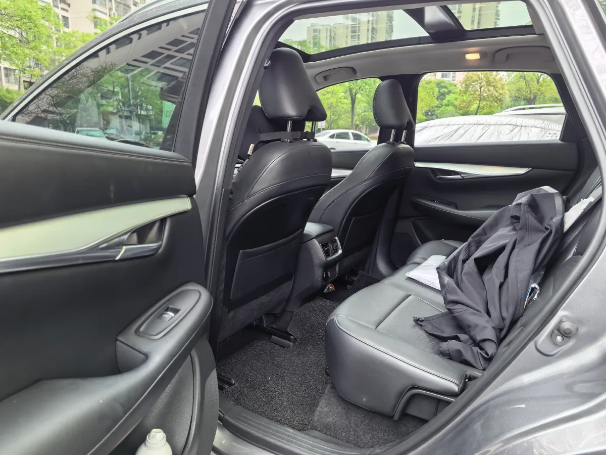 2020 Infiniti QX50 2.0T 272HP L4 CVT,autocango,china used car exporter,china ev exporter,chinese used car exporter,chinese used ev exporter