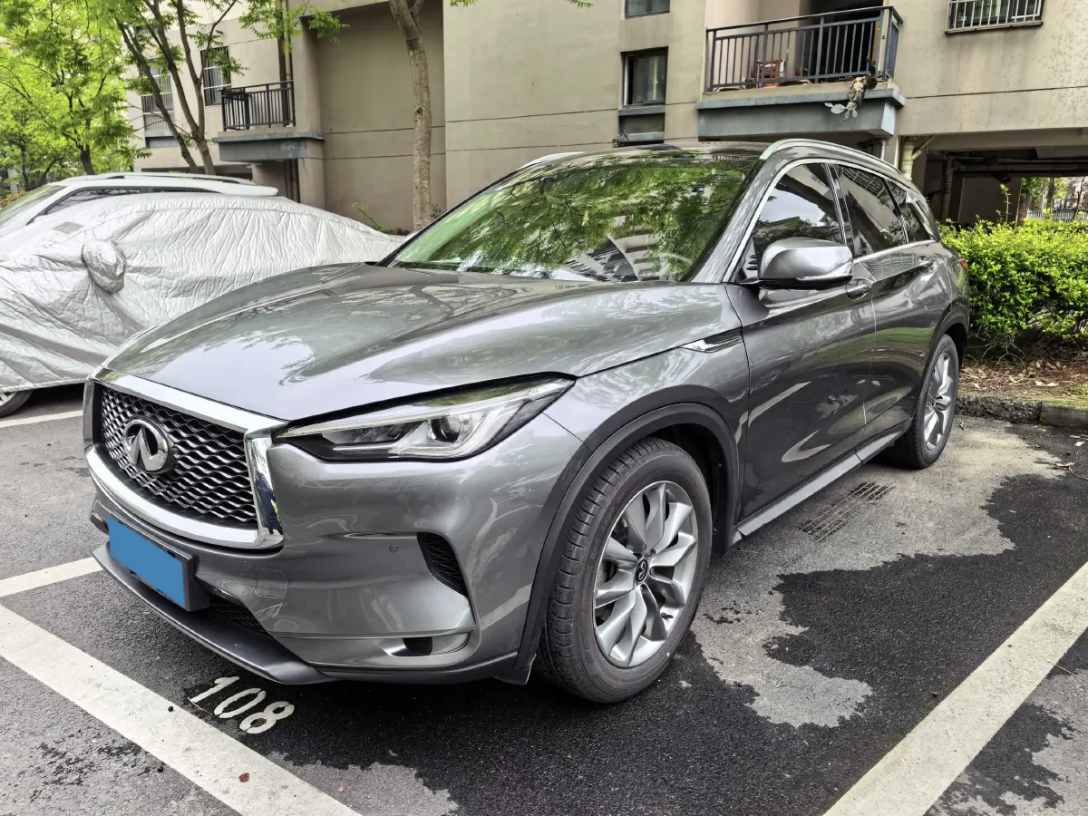 2020 Infiniti QX50 2.0T 272HP L4 CVT,autocango,china used car exporter,china ev exporter,chinese used car exporter,chinese used ev exporter