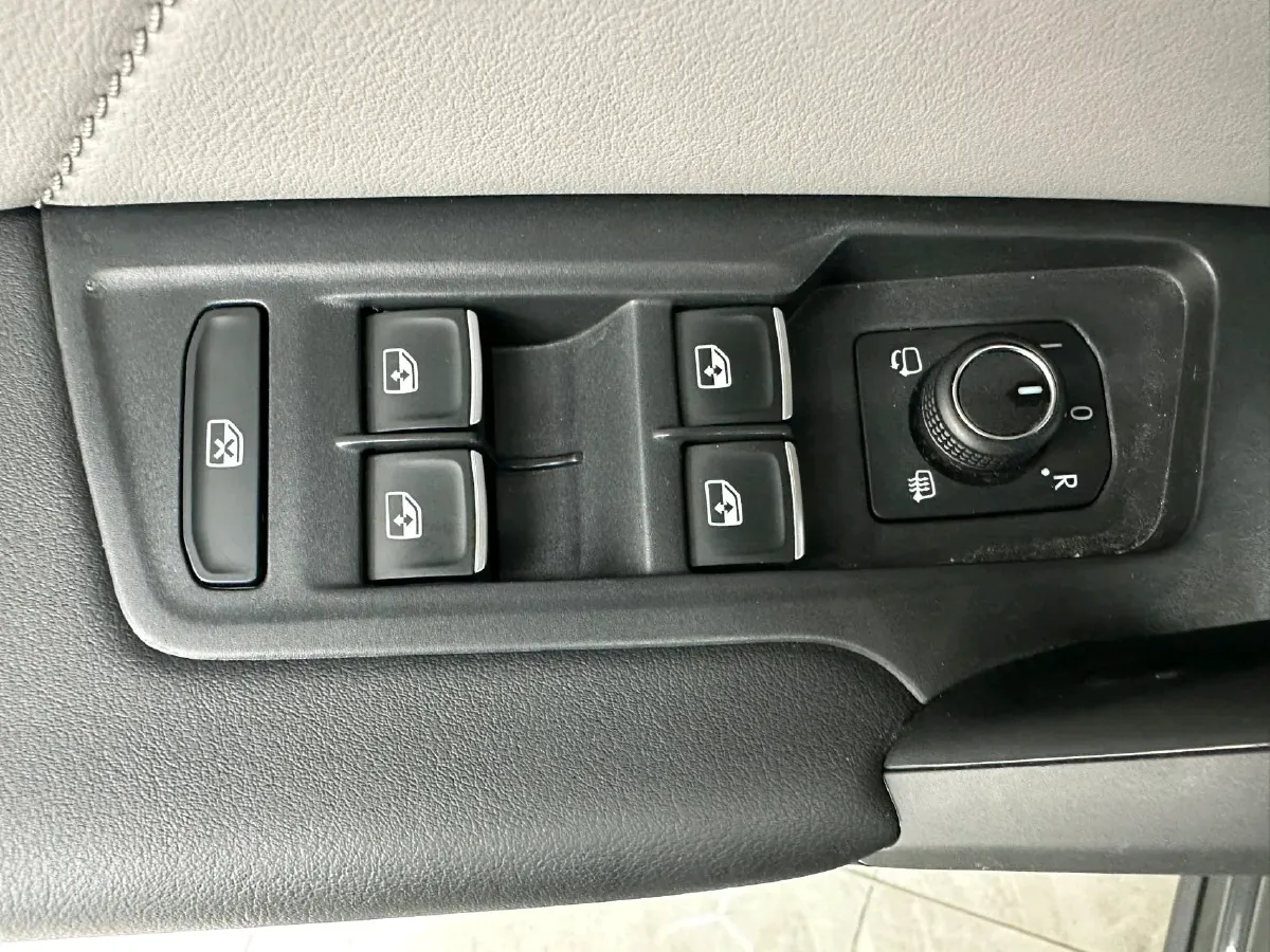 2023 Volkswagen Tayron 1.4T 150HP L4 7DCT,autocango,china used car exporter,china ev exporter,chinese used car exporter,chinese used ev exporter