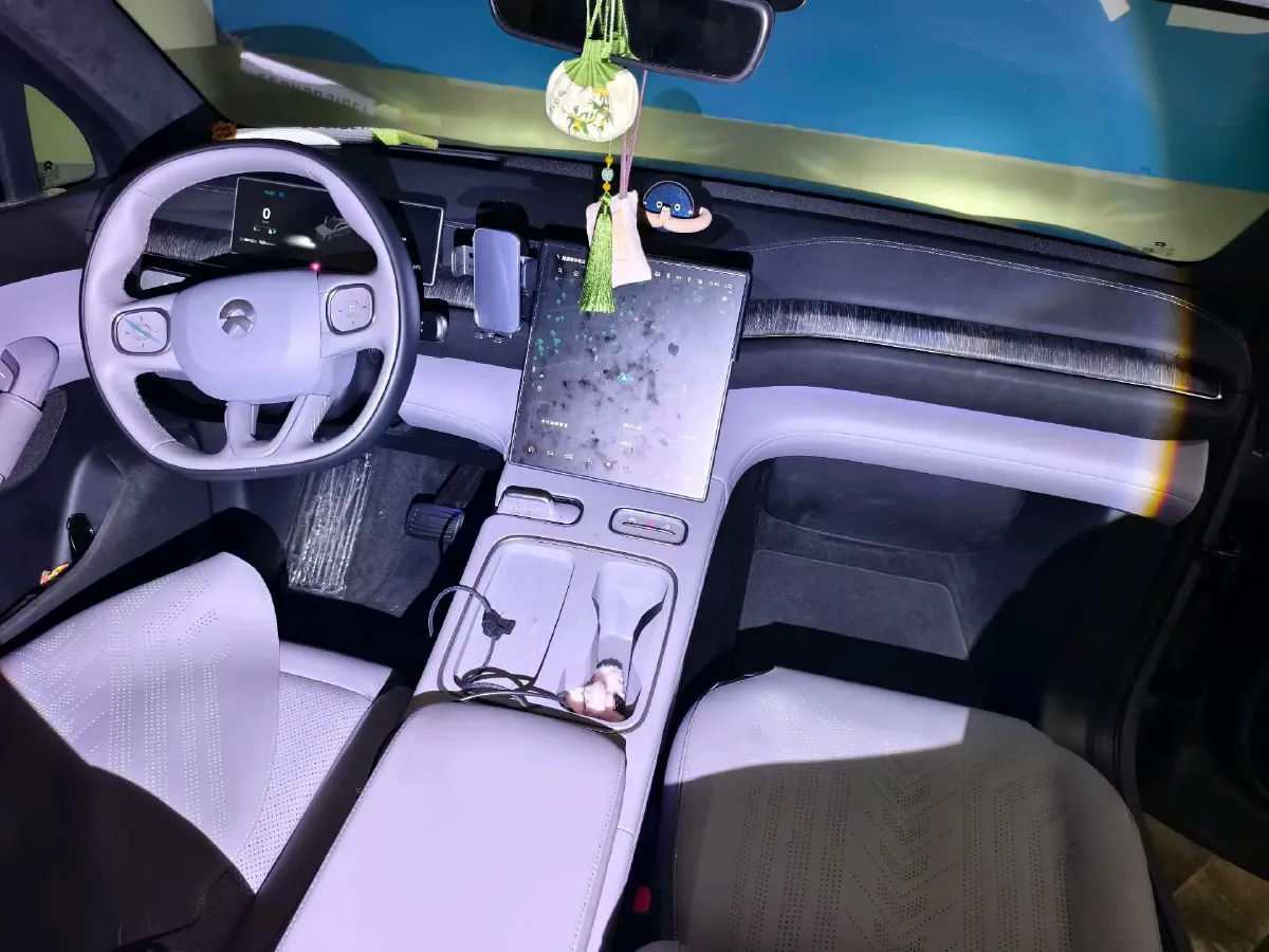 2024 NIO ES6 BEV 75KWH,autocango,china used car exporter,china ev exporter,chinese used car exporter,chinese used ev exporter