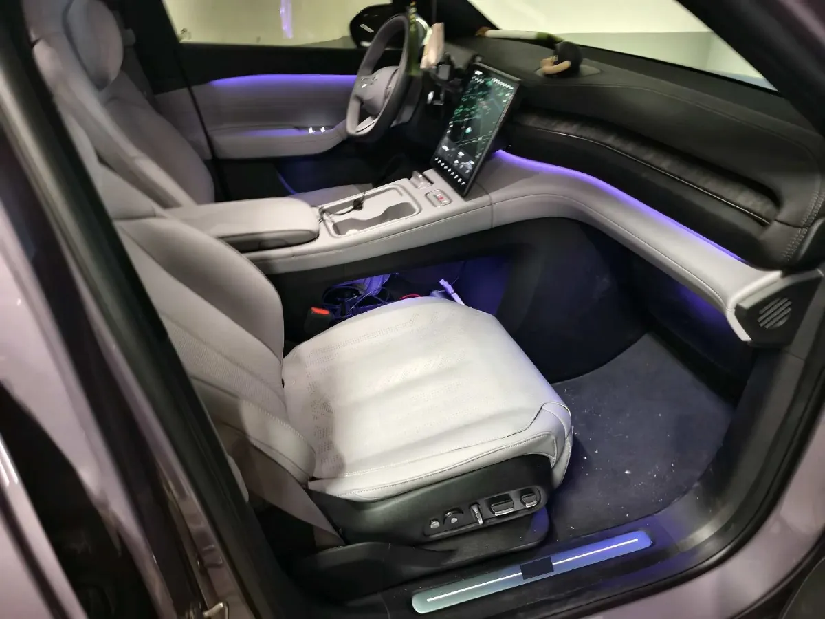 2024 NIO ES6 BEV 75KWH,autocango,china used car exporter,china ev exporter,chinese used car exporter,chinese used ev exporter