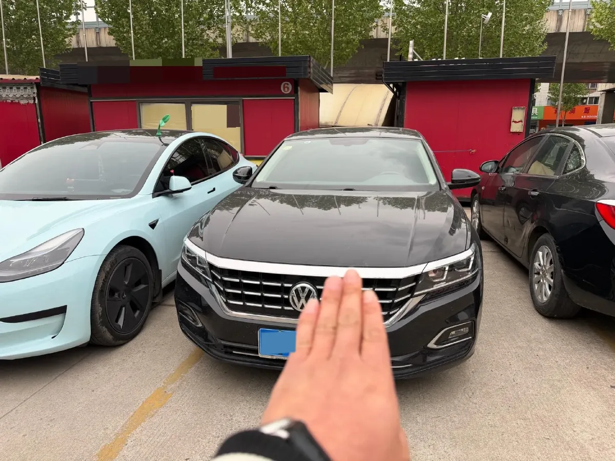 2019 Skoda Kodiak 2.0T 186HP L4 7DCT,autocango,china used car exporter,china ev exporter,chinese used car exporter,chinese used ev exporter