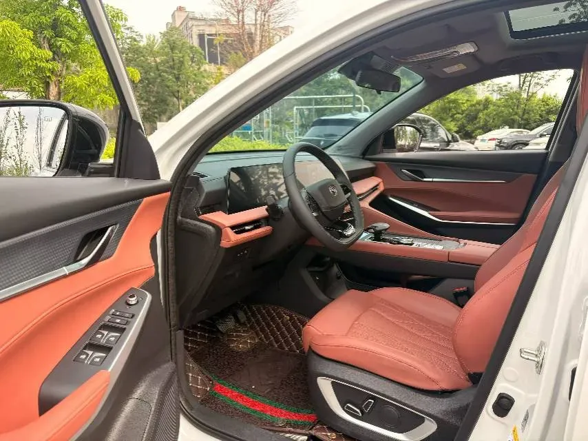 2024 ChangAn CS75 Plus 1.5T 188HP L4 8AT,autocango,china used car exporter,china ev exporter,chinese used car exporter,chinese used ev exporter