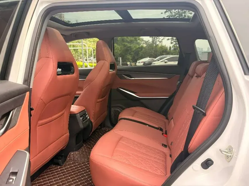 2024 ChangAn CS75 Plus 1.5T 188HP L4 8AT,autocango,china used car exporter,china ev exporter,chinese used car exporter,chinese used ev exporter