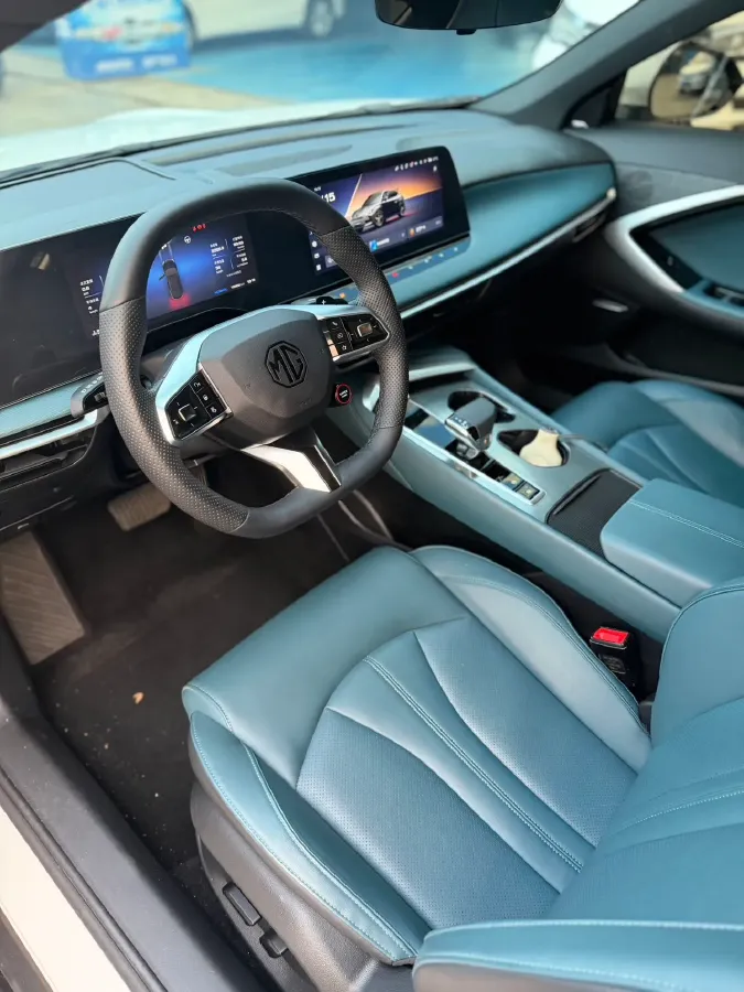 2025 MG 7 2.0T 261HP L4 9AT,autocango,china used car exporter,china ev exporter,chinese used car exporter,chinese used ev exporter