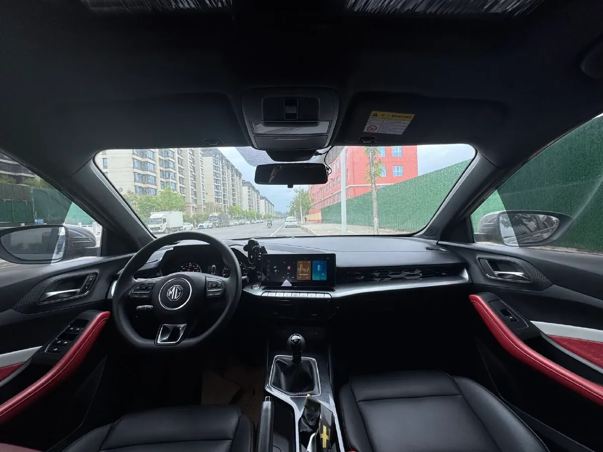 2021 MG 5 1.5L 120HP L4 5MT,autocango,china used car exporter,china ev exporter,chinese used car exporter,chinese used ev exporter