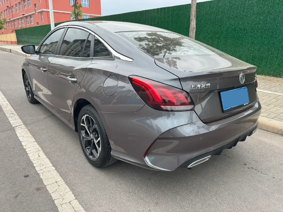 2021 MG 5 1.5L 120HP L4 5MT,autocango,china used car exporter,china ev exporter,chinese used car exporter,chinese used ev exporter