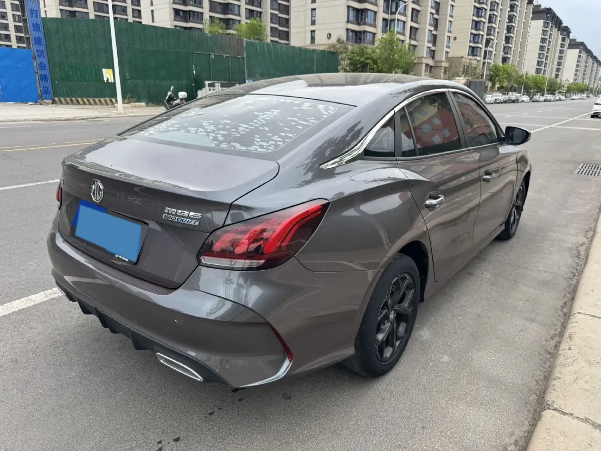 2021 MG 5 1.5L 120HP L4 5MT,autocango,china used car exporter,china ev exporter,chinese used car exporter,chinese used ev exporter